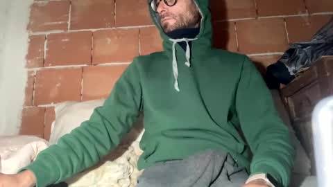 Snapshot of gicobest chatting on January 2025 07:07:01 AM Corrado online show from January 2025 07:07:01 AM