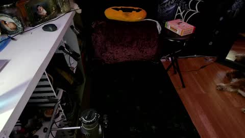 Snapshot of gigglemethis22 chatting on December 2024 03:48:02 PM Giggles online show from December 2024 03:48:02 PM