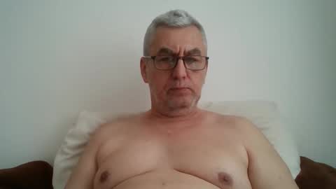 gigi1970 online show from March 2026 12:28:01 PM