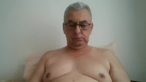 gigi1970 online show from June 2026 07:25:01 AM
