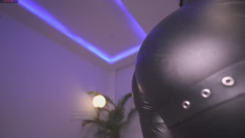 Snapshot of gigi_ulala chatting on January 2025 11:13:01 AM 80 off in my OF gigipriv online show from January 2025 11:13:01 AM