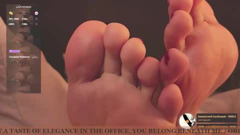 Snapshot of gigifontaine_ chatting on October 2025 08:45:02 AM Gigi independet model P online show from October 2025 08:45:02 AM