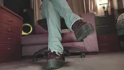 Snapshot of gigifontaine_ chatting on October 2025 12:16:01 AM Gigi independet model P online show from October 2025 12:16:01 AM