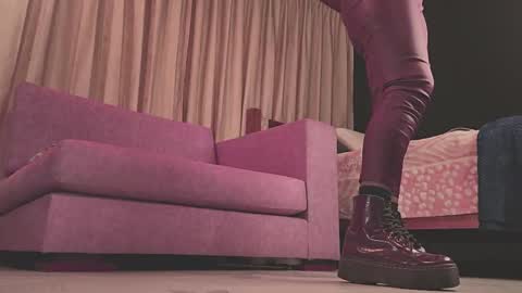 Snapshot of gigifontaine_ chatting on November 2025 10:34:02 PM Gigi independet model P online show from November 2025 10:34:02 PM