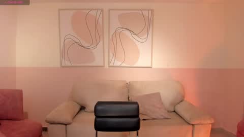 GIGI online show from December 2024 07:32:01 PM