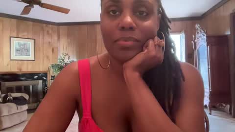 Snapshot of gigimcfee chatting on September 2025 04:50:01 PM G Money online show from September 2025 04:50:01 PM