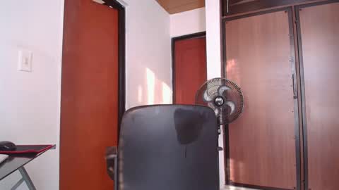 Sharlotte  online show from February 2025 10:09:01 PM