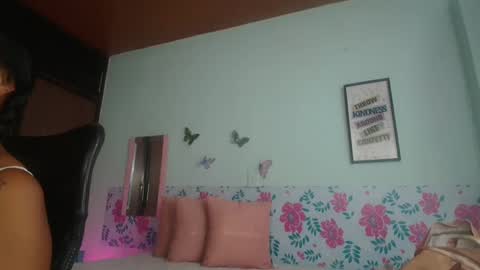 Sharlotte  online show from September 2025 08:45:02 PM