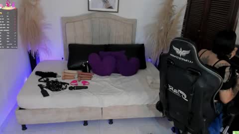 pamela online show from December 2025 01:34:01 AM