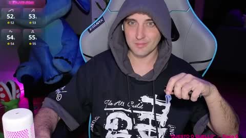 Mirko online show from May 2026 07:08:02 PM