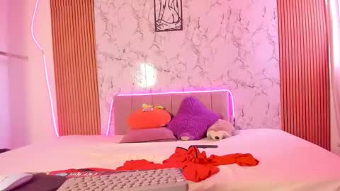 Snapshot of gil_lexy chatting on March 2026 08:43:01 PM gil_lexy online show from March 2026 08:43:01 PM
