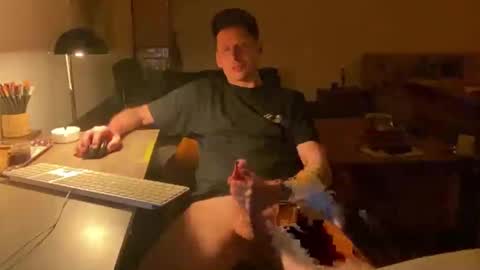 Sebastian online show from February 2025 06:13:01 AM