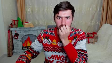 gilbertogonzales online show from December 2024 05:29:02 PM