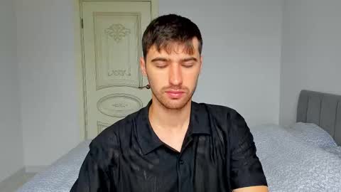 Snapshot of gilbertogonzales chatting on September 2025 06:59:02 AM gilbertogonzales online show from September 2025 06:59:02 AM