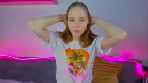 Snapshot of gina_lovelyy chatting on October 2025 11:09:01 AM Gina online show from October 2025 11:09:01 AM