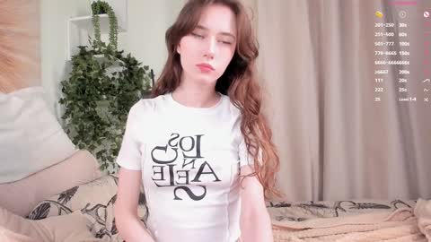 Snapshot of gina_vicious chatting on January 2025 09:40:01 PM Gina online show from January 2025 09:40:01 PM