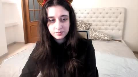 Kate online show from December 2024 02:13:02 PM