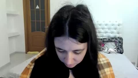 Kate online show from October 2025 08:15:02 AM