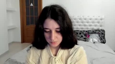 Kate online show from October 2025 08:14:02 AM