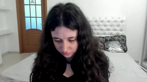 Kate online show from November 2025 08:56:01 AM