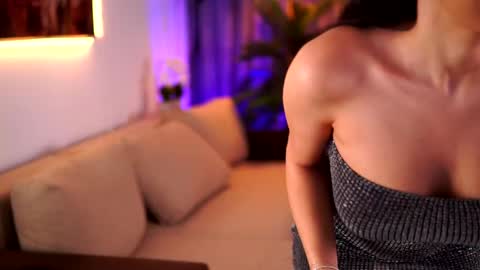 Gina online show from January 2025 07:34:02 PM