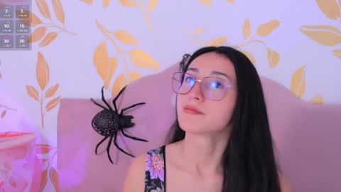 Snapshot of ginevra_esposito chatting on October 2025 01:56:02 PM Ginn online show from October 2025 01:56:02 PM