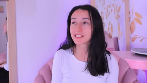 Snapshot of ginevra_esposito chatting on November 2025 12:51:01 PM Ginn online show from November 2025 12:51:01 PM