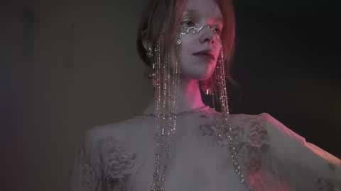        im expecting 350 thumbs up on my altar   online show from December 2025 10:18:02 PM