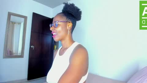 Snapshot of ginger_smil chatting on May 2026 11:49:01 AM Diana online show from May 2026 11:49:01 AM