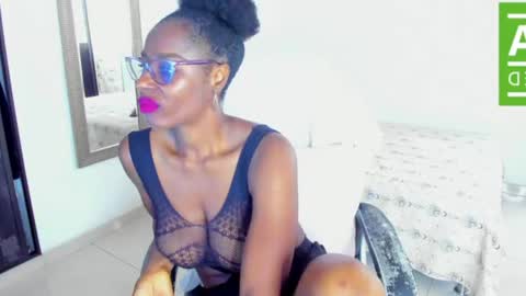 Snapshot of ginger_smil chatting on June 2026 12:37:01 PM Diana online show from June 2026 12:37:01 PM