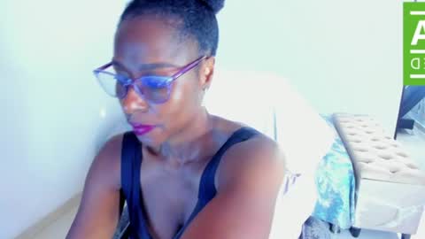 Snapshot of ginger_smil chatting on July 2026 12:33:01 PM Diana online show from July 2026 12:33:01 PM