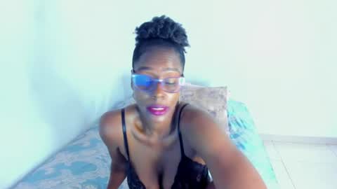 Snapshot of ginger_smil chatting on July 2026 04:00:01 PM Diana online show from July 2026 04:00:01 PM