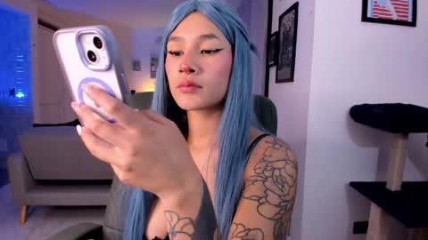 Snapshot of ginnaaaa_ chatting on May 2026 01:57:16 AM Ginnaa online show from May 2026 01:57:16 AM