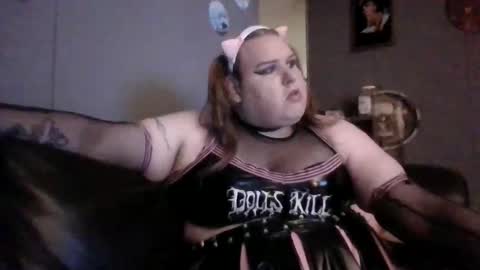 Snapshot of ginny_dominatrix chatting on February 2025 12:19:01 AM ginny ray online show from February 2025 12:19:01 AM