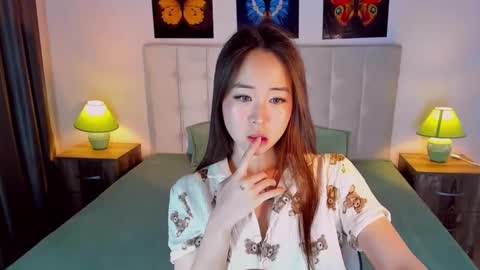 Ginny online show from December 2024 02:05:02 PM