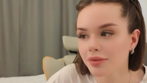 Ginny online show from May 2026 07:52:02 PM
