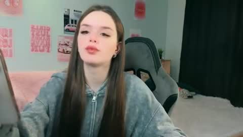 Ginny online show from July 2026 06:13:01 PM