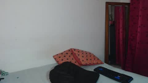 Giorgia online show from January 2025 02:11:01 AM