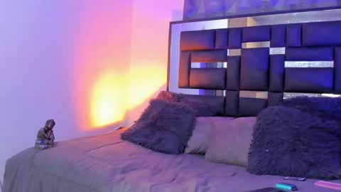 gio_gray online show from October 2025 07:37:02 AM