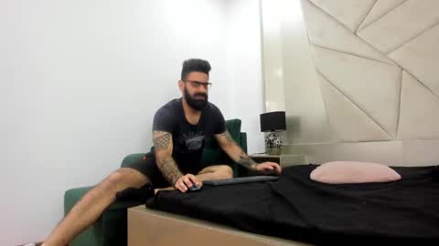 Snapshot of gio_lorenz chatting on September 2025 12:49:01 PM gio_lorenz online show from September 2025 12:49:01 PM