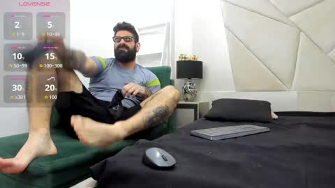 Snapshot of gio_lorenz chatting on October 2025 01:19:01 PM gio_lorenz online show from October 2025 01:19:01 PM