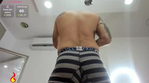 Snapshot of gio_lorenz chatting on November 2025 03:56:02 PM gio_lorenz online show from November 2025 03:56:02 PM