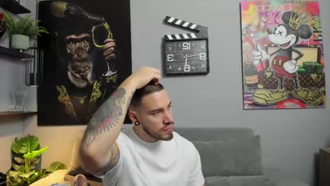 Snapshot of giorgio_leone2 chatting on February 2025 12:30:01 AM Giorgio leone online show from February 2025 12:30:01 AM