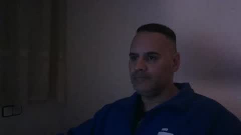 Snapshot of gioshadow chatting on December 2024 08:21:02 PM gioshadow online show from December 2024 08:21:02 PM