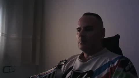 Snapshot of gioshadow chatting on October 2025 12:37:02 PM gioshadow online show from October 2025 12:37:02 PM