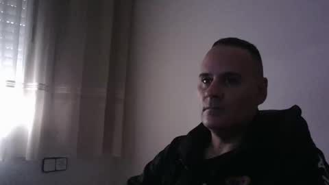 Snapshot of gioshadow chatting on November 2025 09:04:01 AM gioshadow online show from November 2025 09:04:01 AM