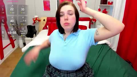 Giovana online show from March 2026 06:58:02 AM