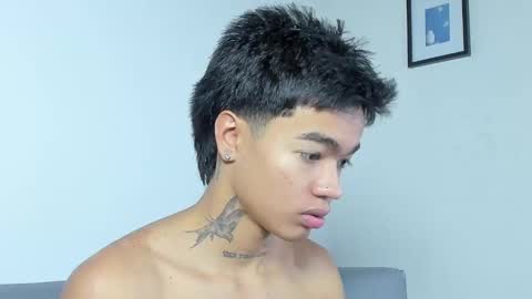 Snapshot of giraldo_giraldo chatting on January 2025 02:25:01 PM Giraldo online show from January 2025 02:25:01 PM