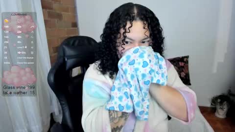 girl_inline online show from February 2025 11:52:01 PM