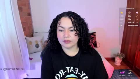 girl_inline online show from March 2025 10:45:02 PM